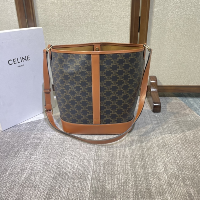 Ce**e bucket bags